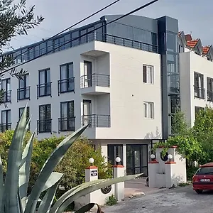  Hotel North Wind -